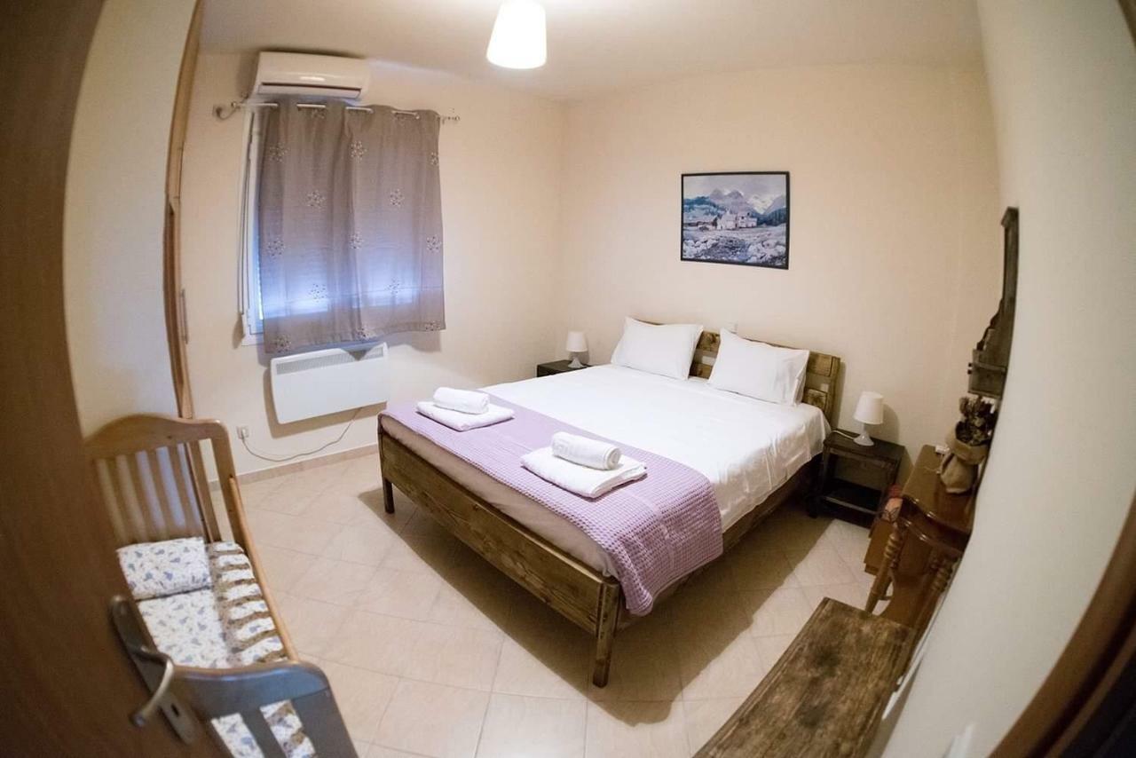 Agrelia Apartment ภายนอก รูปภาพ